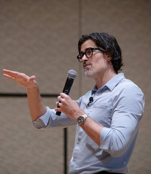 erol-ahmed-aIYFR0vbADk-unsplash 2